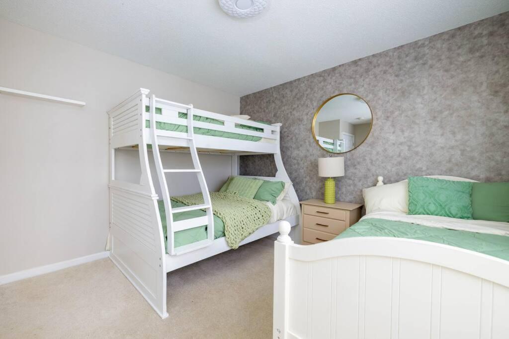 Queen City Family-Friendly Entire House, Charlotte Ngoại thất bức ảnh