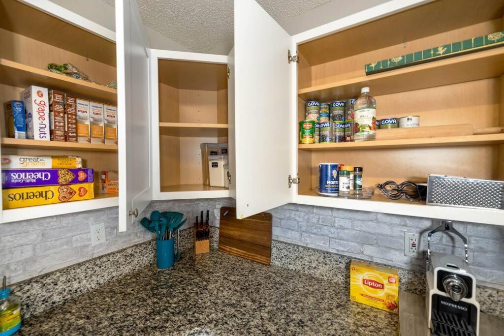 Queen City Family-Friendly Entire House, Charlotte Ngoại thất bức ảnh