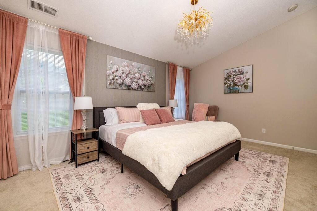 Queen City Family-Friendly Entire House, Charlotte Ngoại thất bức ảnh